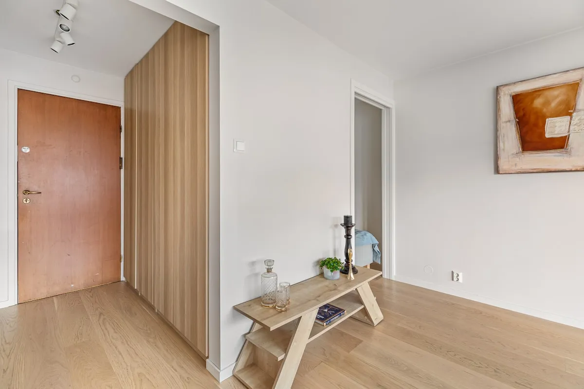 Puerta de madera interior de diseño